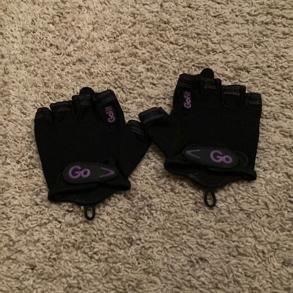 Accessories - Go fit  Black and Purple Fingerless Gloves